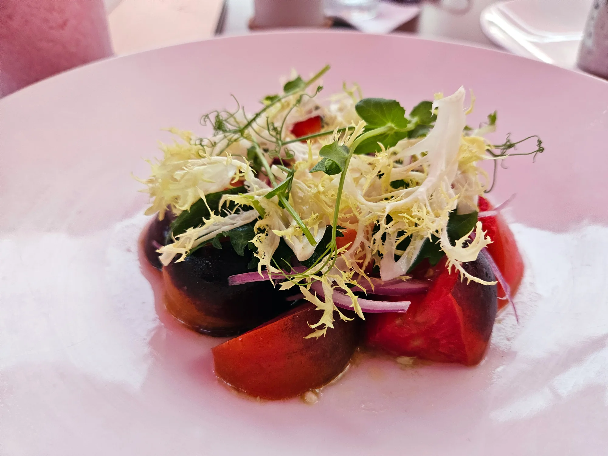 Restaurant-Waikiki-The-Royal-Hawaiian-Tomato-Salad
