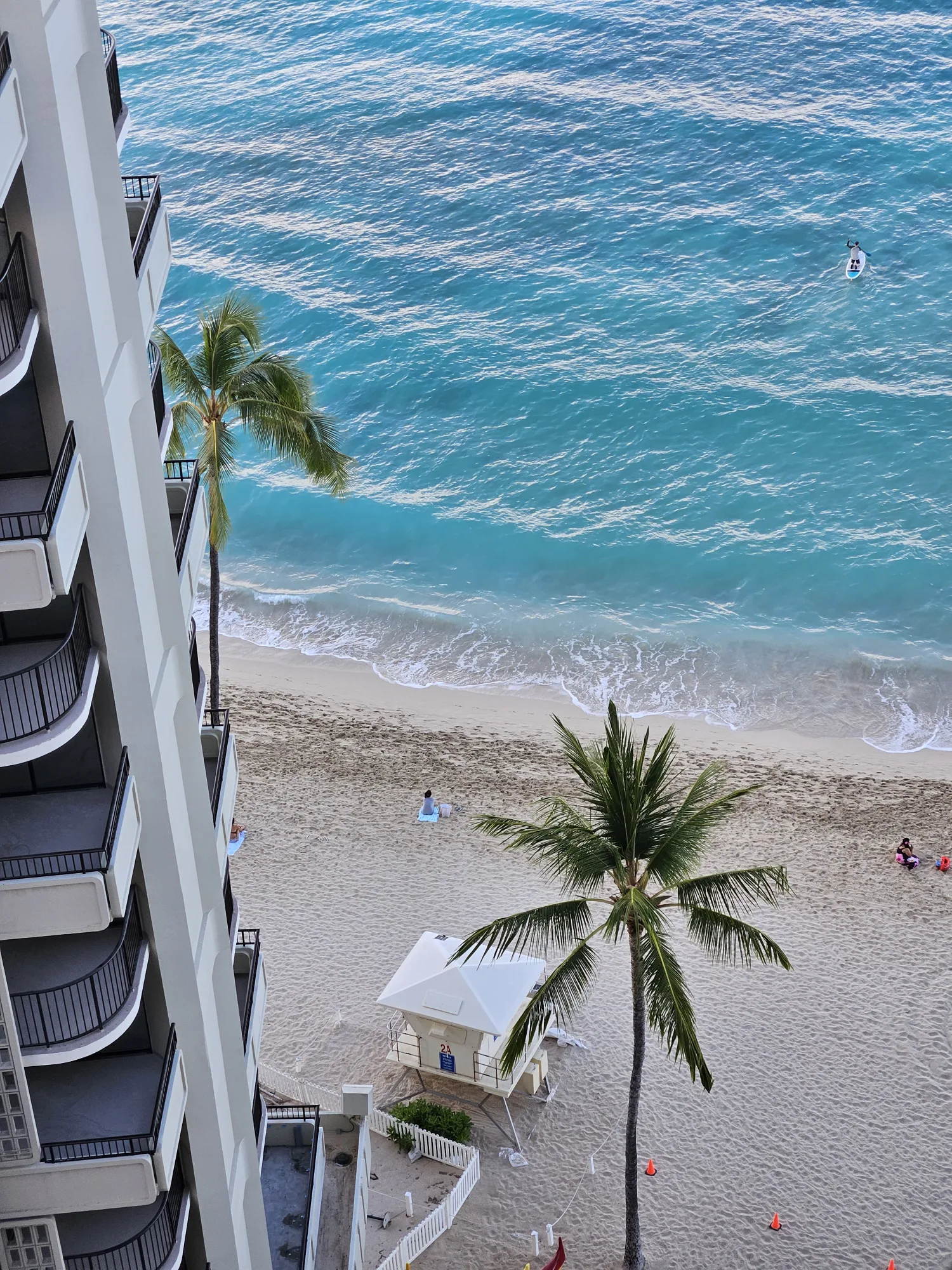 Waikiki-Beach-Hotel-Outrigger-Good-View